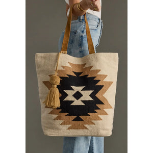 Clint Tote