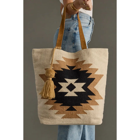 Clint Tote