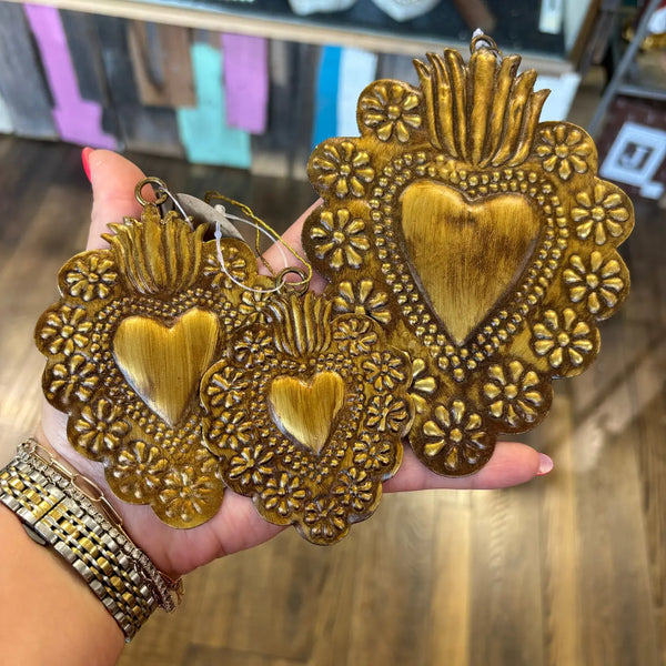 Medium Floral Tin Sacred Hearts