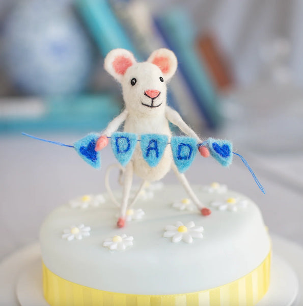 Father's Day Mouse with Dad Bunting