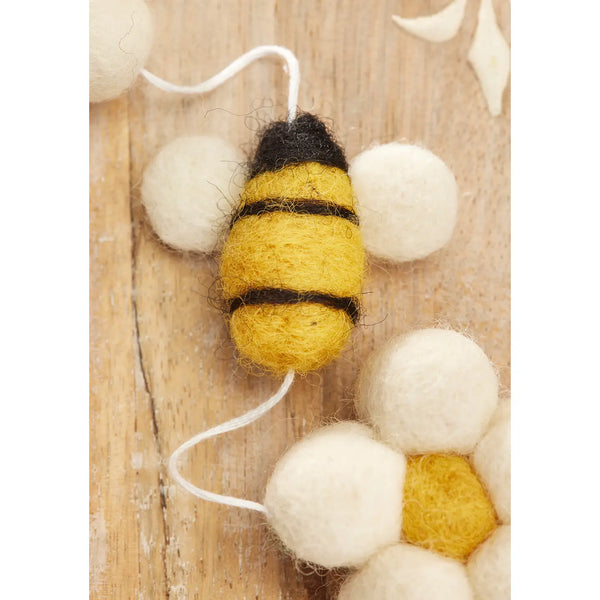 Felt Bee & Daisy Flower Garland