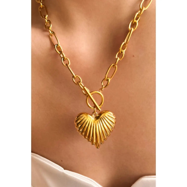 Avon Necklace